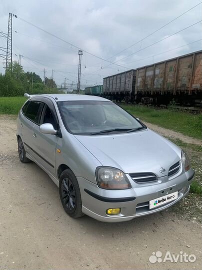 Nissan Tino 1.8 AT, 1999, 260 000 км