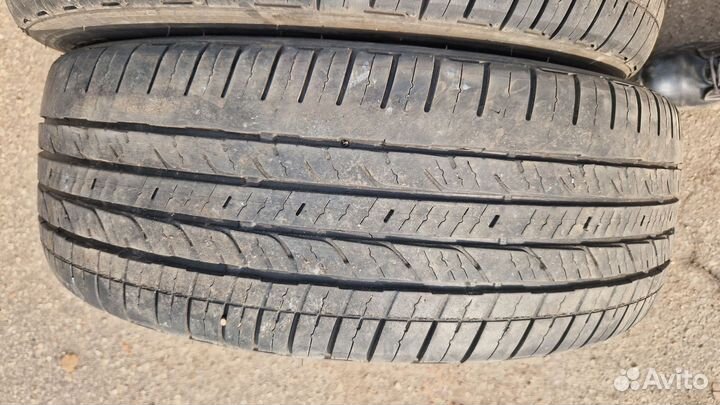 Bridgestone Dueler H/T 215/60 R17 96H