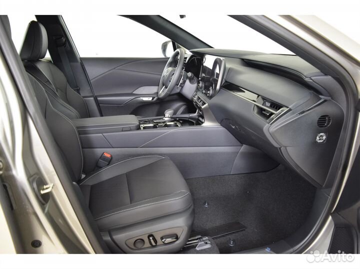 Lexus RX 2.4 AT, 2023