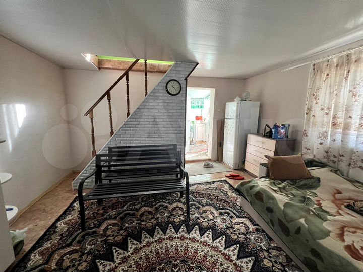 Дом 50 м² на участке 5 сот.