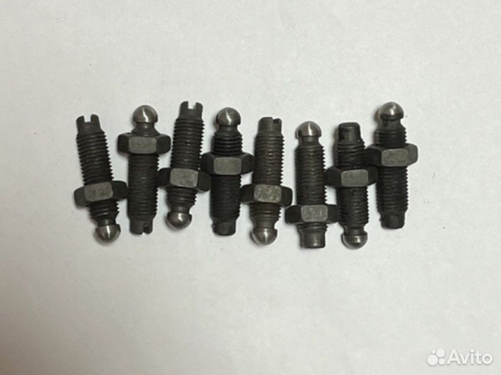 Болт коромысла клапана Сенс Шанс Таврия Славута