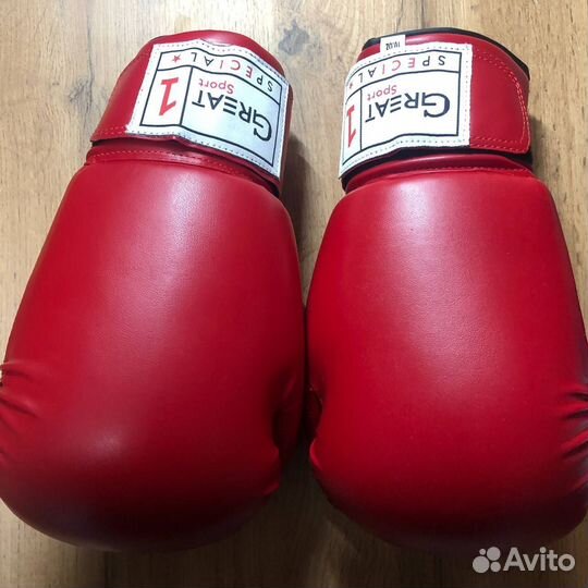 Боксерские перчатки. Пакистан