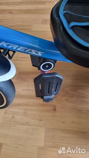 Детский велосипед с ручкой новый