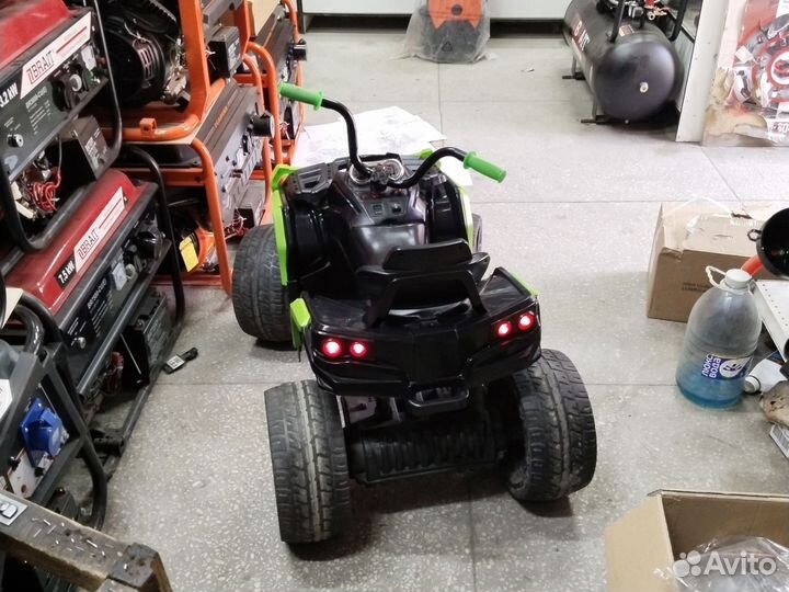 Квадроцикл детский электрический бу