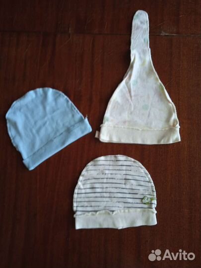 Детские носки и шапочки