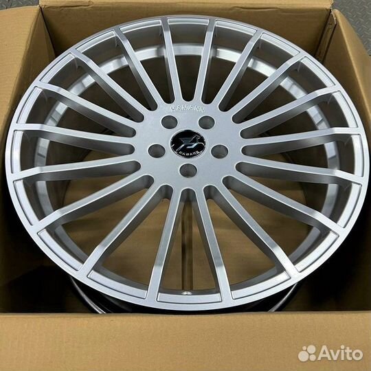 Колеса летние на Ауди ку7 audi Q7 4M R21 5/112