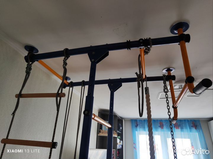 Детская шведская стенка с турником