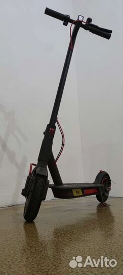 Электросамокат xiaomi m365 PRO оригинал