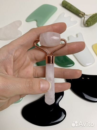 Скребок гуаша и массажный ролик