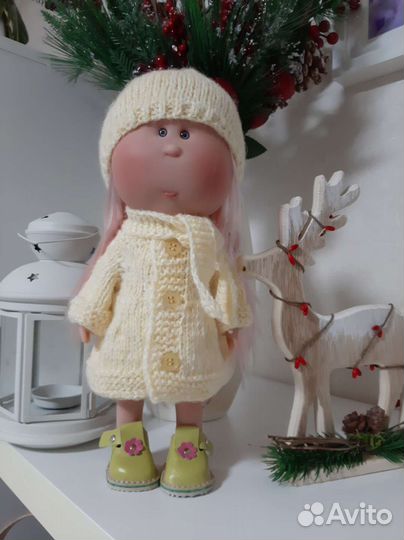 Одежда для куклы Миа