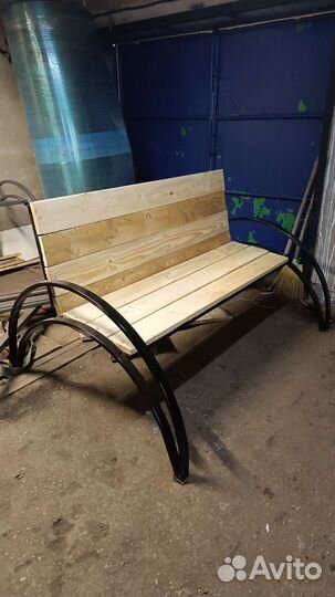 Скамейка садовая