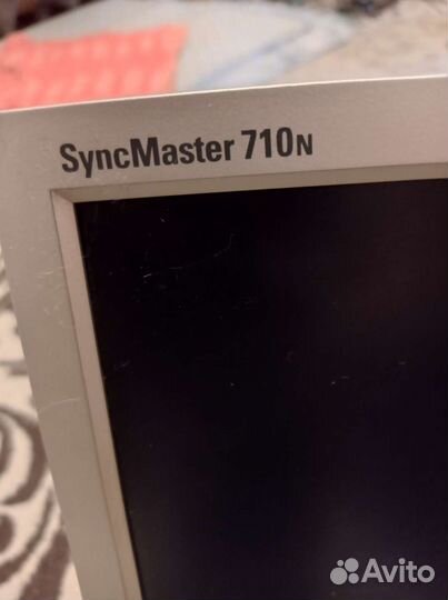 Монитор Samsung syncmaster 710n