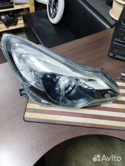 Opel Corsa d фара правая