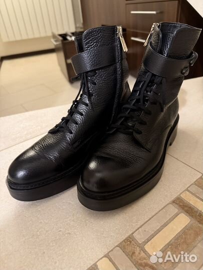 Ботинки женские