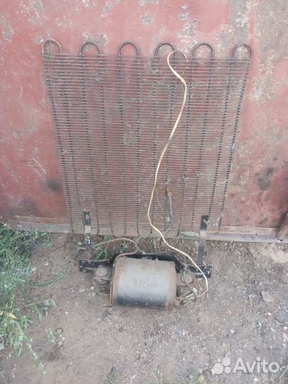 Копрессор от советского холодильника с радиатором