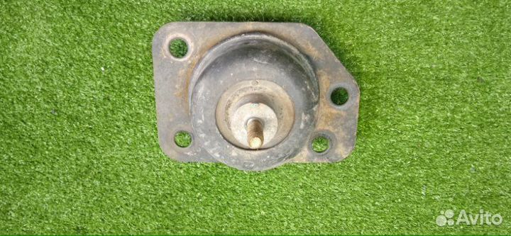 Подушка двигателя правая Chevrolet Lacetti J200