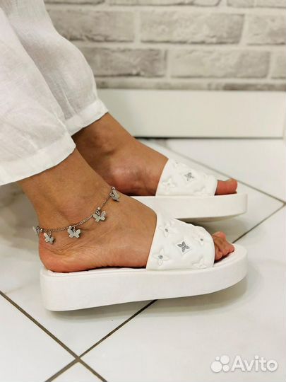 Шлепки пляжные