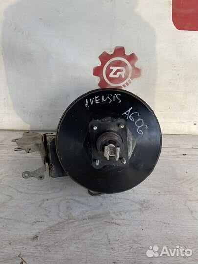 Toyota Avensis 3 T270 Вакуум тормозной