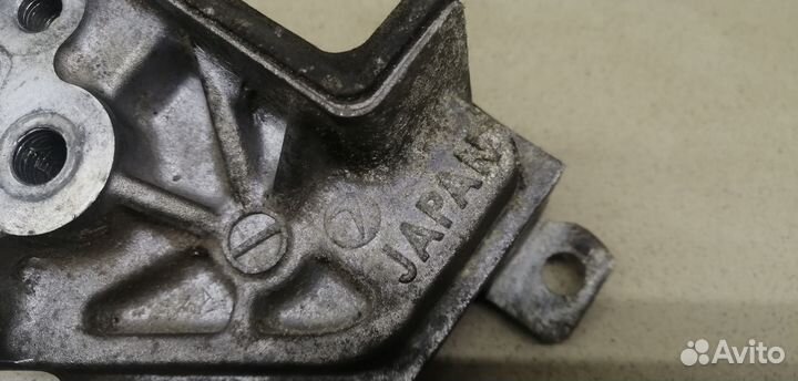 Кронштейн ролика Impreza (G12) 2007-2012