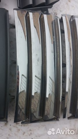 Range Rover Vogue 3 L322 правая хром жабра крыла