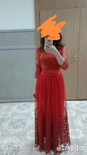 Вечернее платье