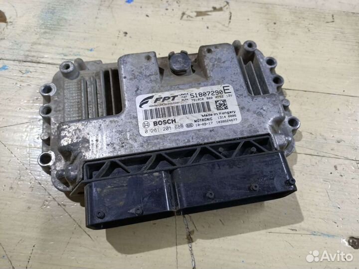 Блок управления двигателем Fiat Linea 1.4