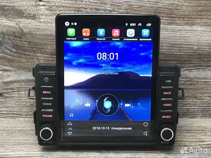 Магнитола на Toyota Auris