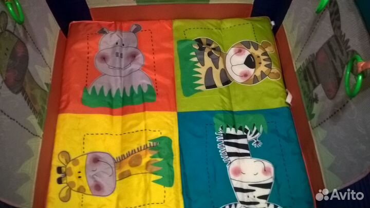 Манеж детский складной