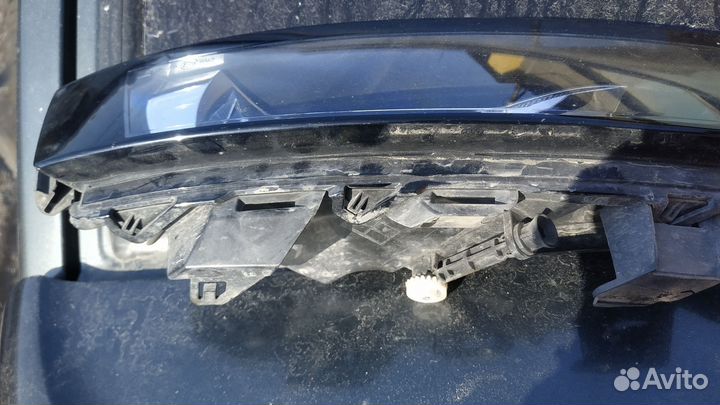 Птф правый Skoda Rapid 1 черн.оригинал 18 год