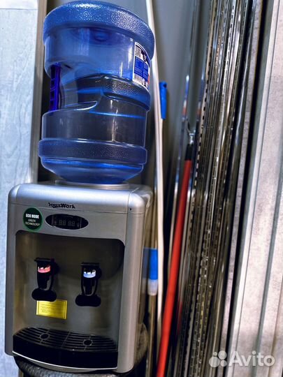 Кулер для воды с нагревом и охлаждением