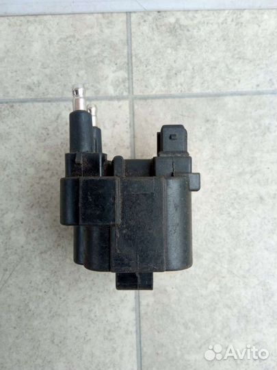 Катушка зажигания Renault Scenic 1 0040100245,2526