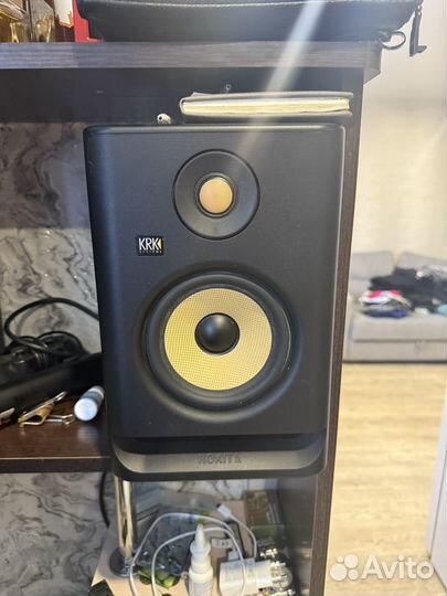 Студийные мониторы