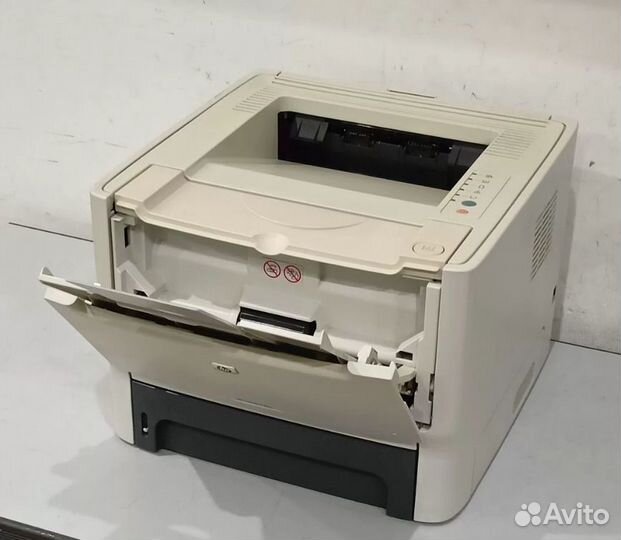 Принтер HP LaserJet P2014