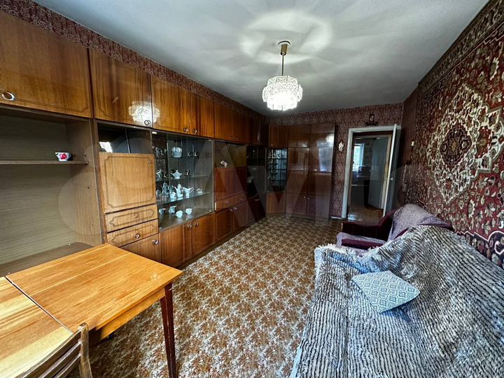 2-к. квартира, 50 м², 3/5 эт.