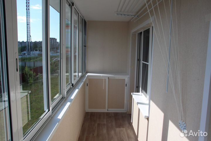 Балконное остекление окнами пвх