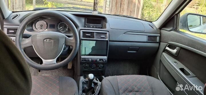 LADA Priora 1.6 МТ, 2013, 138 000 км