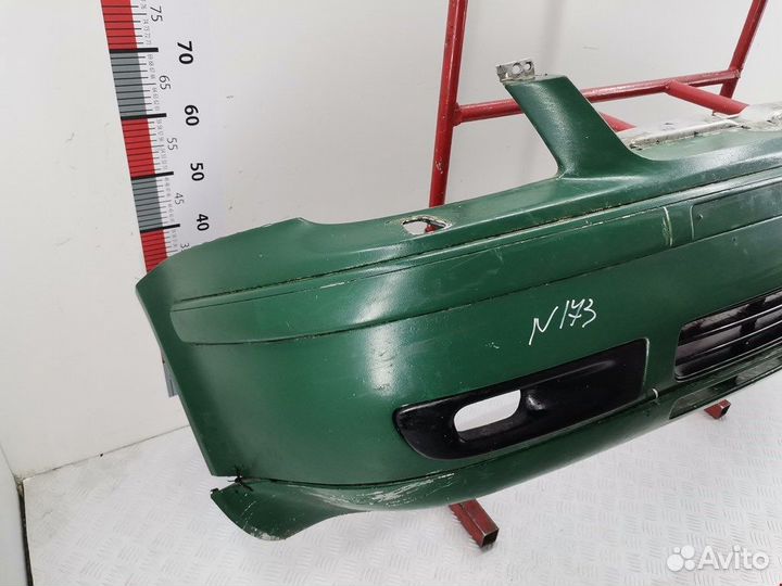 Бампер передний для Volkswagen Bora