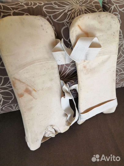 Щитки для единоборств