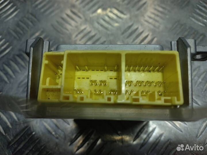 Блок управления AIR BAG mitsubishi L200 KB4T 2006