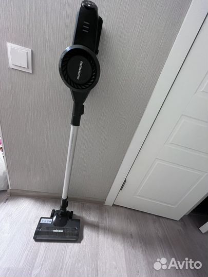 Ручной пылесос беспроводной Redmond