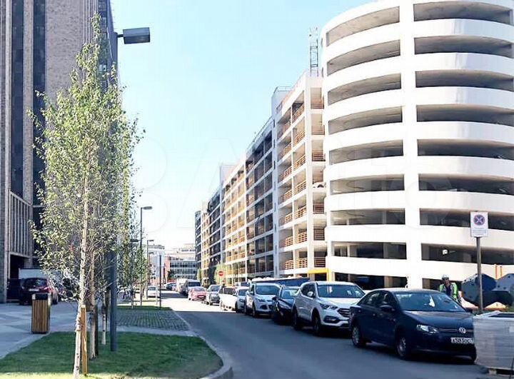 Машиноместо, 14 м²