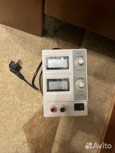 Лабораторный блок питания