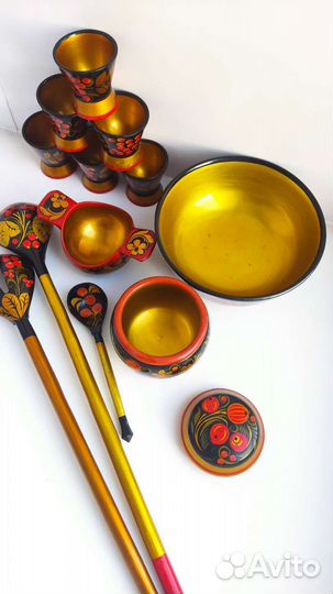 Набор посуды хохлома