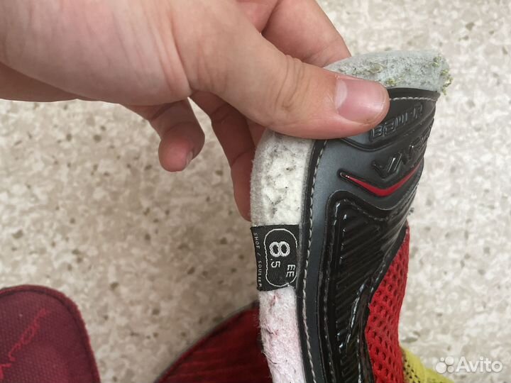 Коньки хоккейные