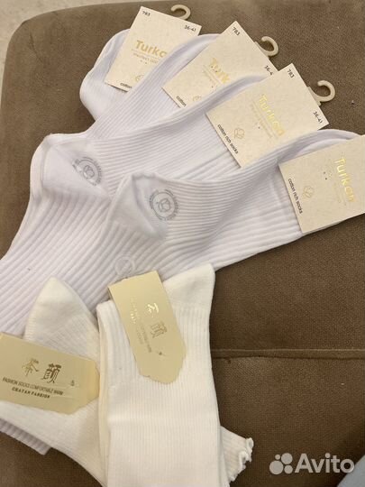 Носки в рубчик и с рюшей