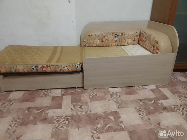 Мини диван раскладной бу