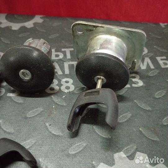 Комплект личинок Ford Transit