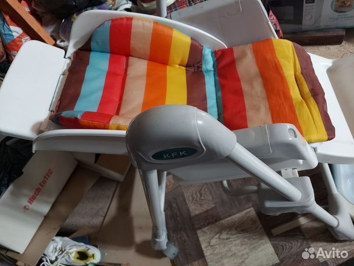 Стул для кормления