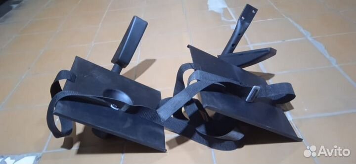 Кронштейн для колонок