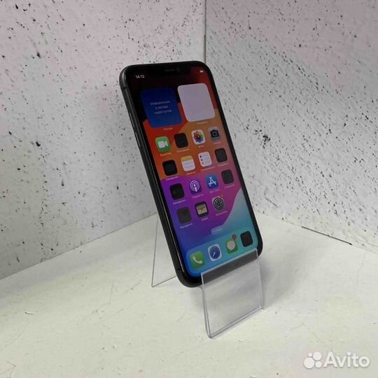 iPhone 11, 64 ГБ